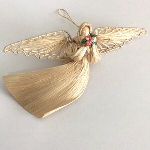 Straw Angel ornament with embroidered flower bouquet